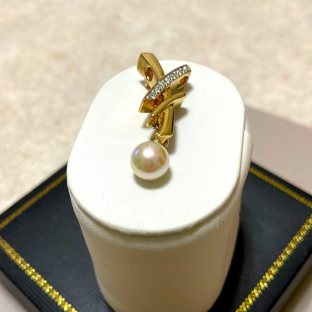 VINTAGE 80’s GOLD TONE CRYSTAL & PEARL BROOCH/PENDANT JEWELRY